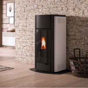 Stufa a pellet PALAZZETTI ECOFIRE modello JULIE 9 - 12 e 9 - 12 PRO