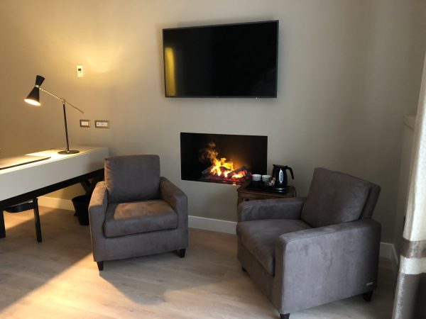Caminetto elettrico MAISON FIRE modello INCASSO 90 ACQUA