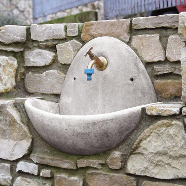 FONTANA in Cemento bacinella a muro KAM modello FRADUSTA