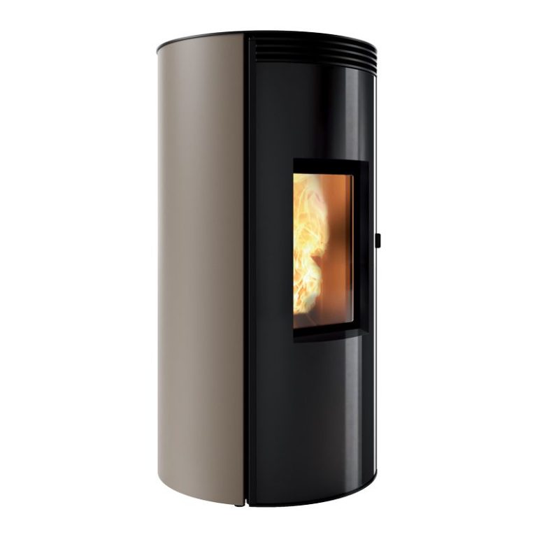 Stufa pellet ventilata MONTEGRAPPA modello NES 10 EVO CUMA EVO