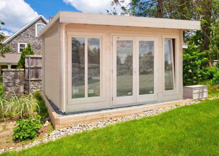 Casetta in legno LOSA modello CARLA 440x118x65 cm