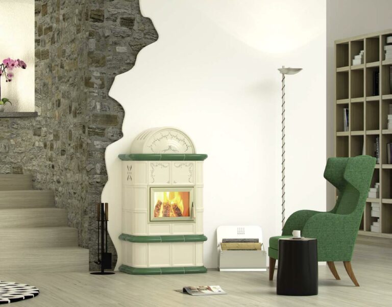 EUROHEAT wood stove model VESTA 10 kW with dome