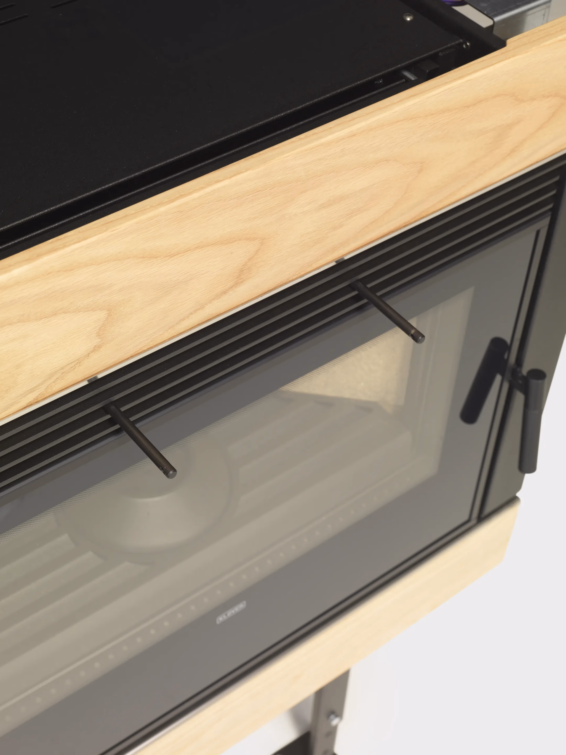 KLOVER pellet fireplace insert model WAVE 110 WOOD - Image 4