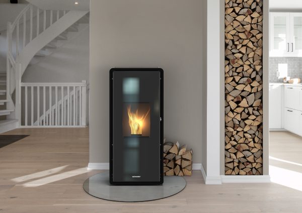 Stufa a pellet-legna ventilata SCHUSTER modello OLLA MIX 10