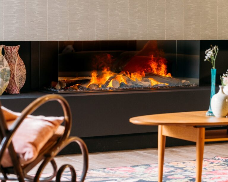 Caminetto elettrico MAISON FIRE modello ELECHARME LINEAR ANGOLARE 1300-400