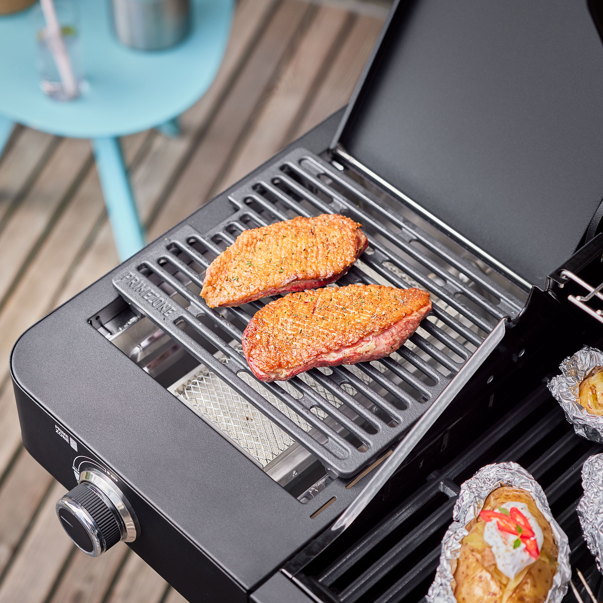 Gas barbecue grill OUTDOORCHEF model ASCONA 570 G 8.5 kW ALL BLACK 18.128.58 (Copia) (Copia) (Copia) (Copia) (Copia) (Copia) (Copia) (Copia) (Copia) (Copia) (Copia) (Copia) (Copia) (Copia) (Copia) (Copia) (Copia) - Image 9
