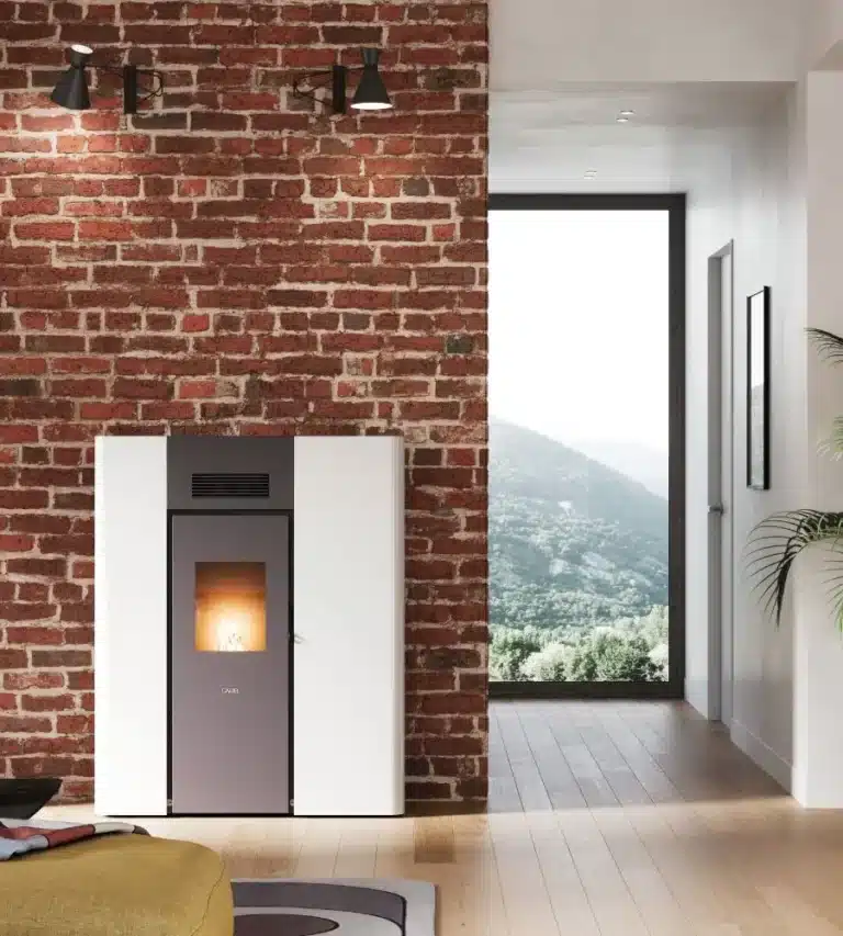 Stufa a pellet CADEL modello MAYA IDRO 18