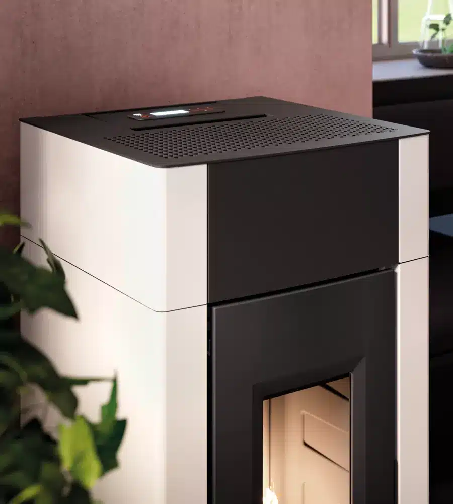 Stufa a pellet ventilata CADEL modello CRISTAL 8 e 8 PLUS - immagine 4
