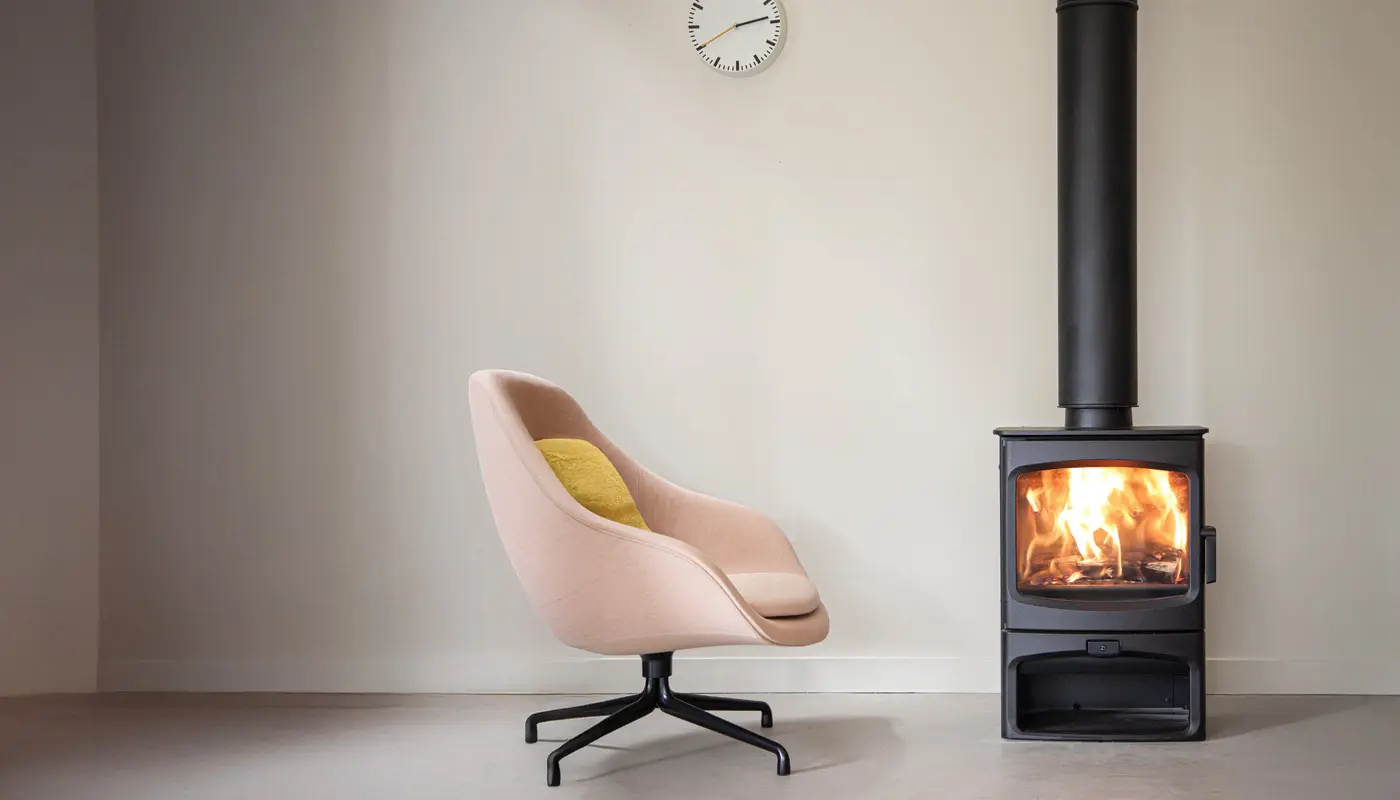 Stufa classica a legna CHARNWOOD modello AIRE 700 8kW - immagine 2