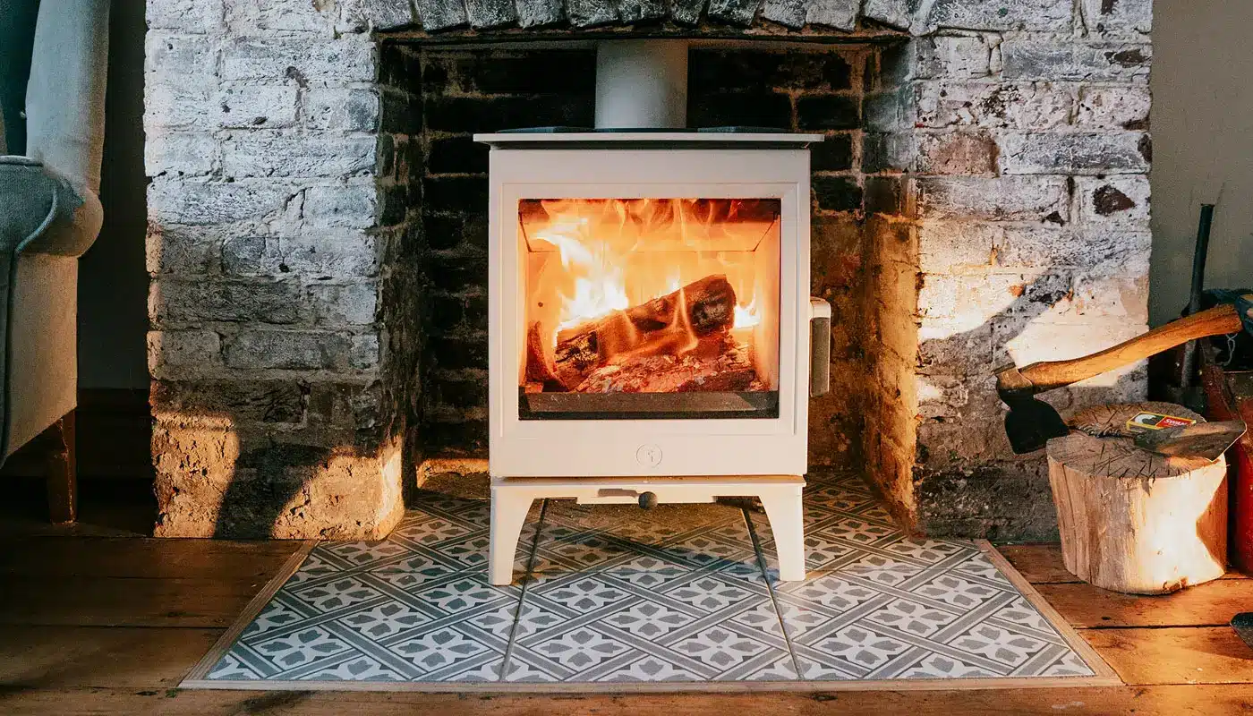 Stufa classica a legna CHARNWOOD modello CRANMORE 7 11kW
