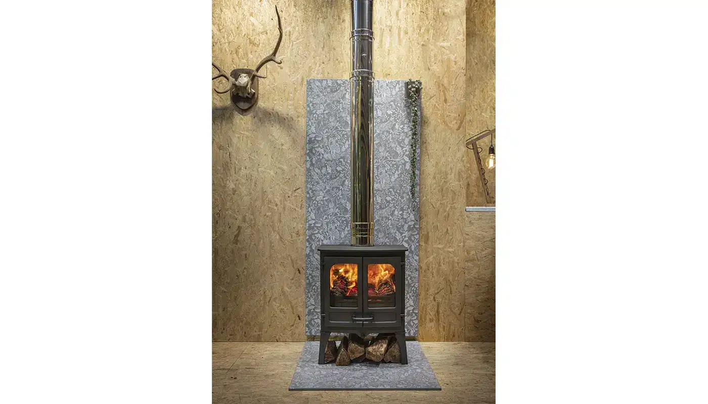 Stufa classica a legna CHARNWOOD modello Island II 11kW - immagine 2