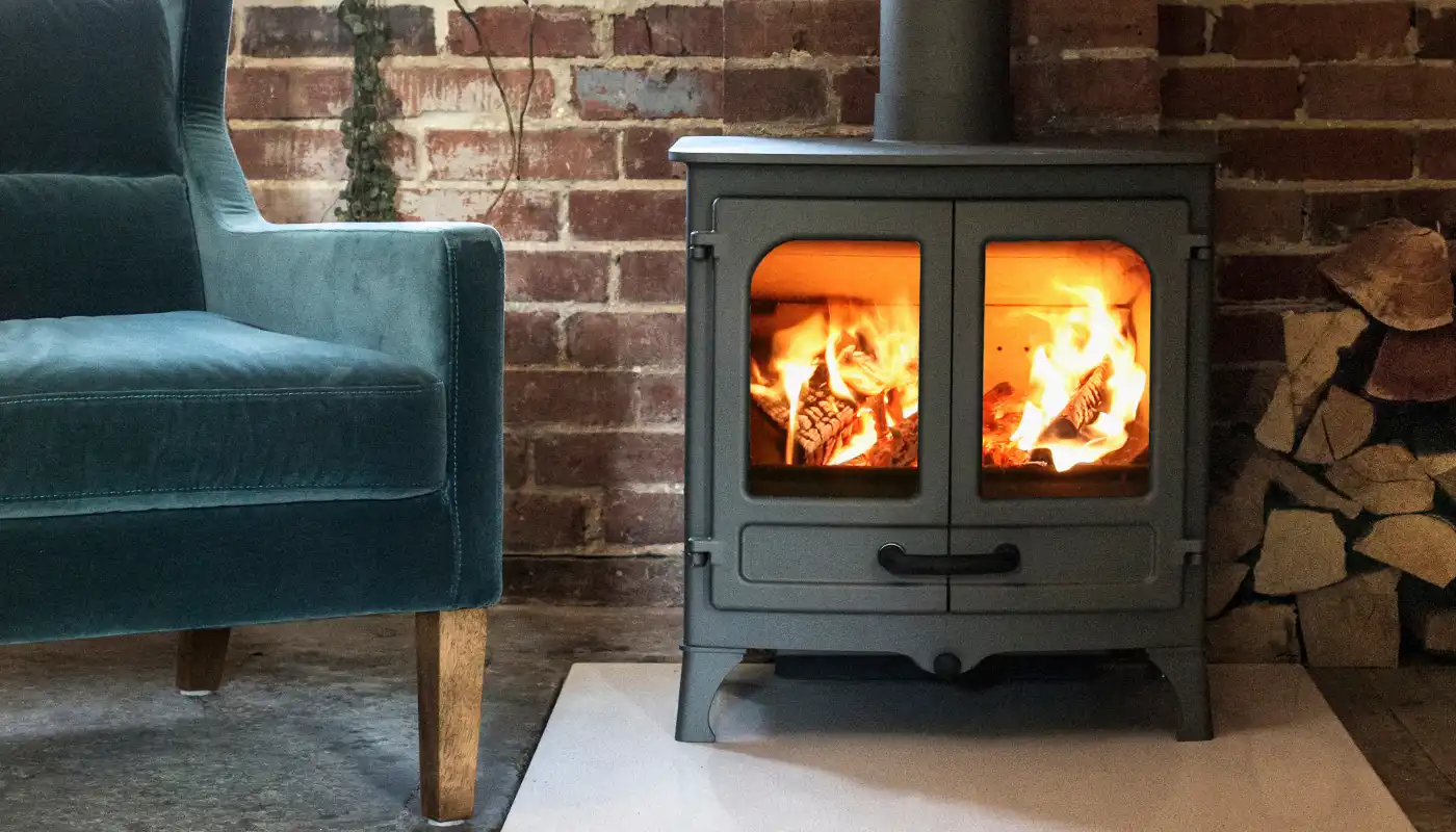Stufa classica a legna CHARNWOOD modello ISLAND I 7kW