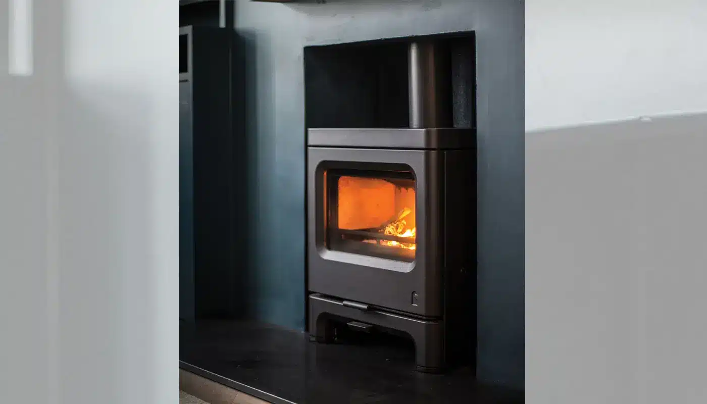 Stufa classica a legna CHARNWOOD modello Skye 5 8kW - immagine 3